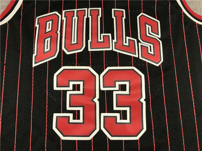 Men's Chicago Bulls Scottie Pippen 1995-96 Hardwood Classics Swingman Jersey