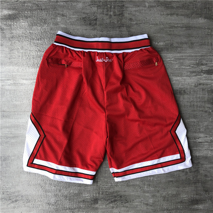 Men's NWT Chicago Bulls 1997-98 Vintage Basketball Game Shorts Red