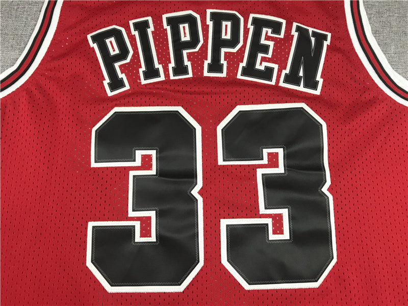 Men's Chicago Bulls Scottie Pippen Red 1997-98 Hardwood Classics Swingman Jersey