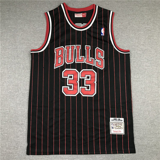 Men's Chicago Bulls Scottie Pippen 1995-96 Hardwood Classics Swingman Jersey