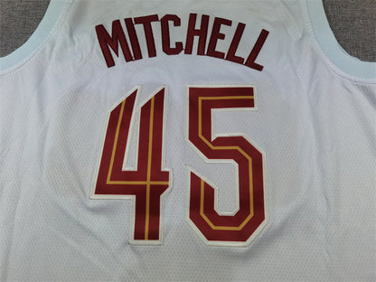 Men's Cleveland Cavaliers Donovan Mitchell #45 White Swingman Jersey - Association Edition