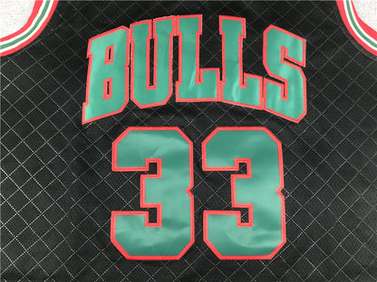 Men's Chicago Bulls Scottie Pippen 1997-98 Hardwood Classics Swingman Jersey