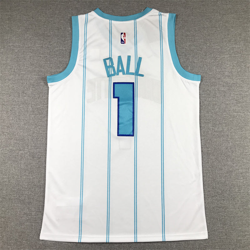 Men's Charlotte Hornets LaMelo Ball #1 White 2022/23 Swingman Jersey - Association Edition